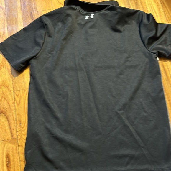 Under Armour black, white, and gray polo size large - Picture 3 of 4